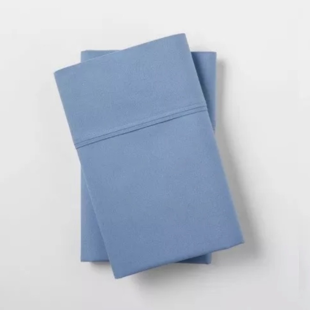 2 Sets of Threshold Ultra Soft Pillowcases